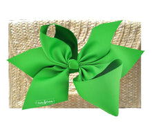Load image into Gallery viewer, The Vineyard Straw Clutch with Green Bow - Interchangeable