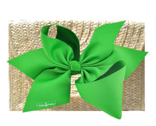 Load image into Gallery viewer, The Vineyard Straw Clutch with Green Bow - Interchangeable
